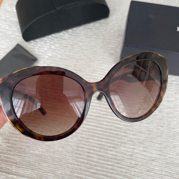 COPY - Prada Sunglasses